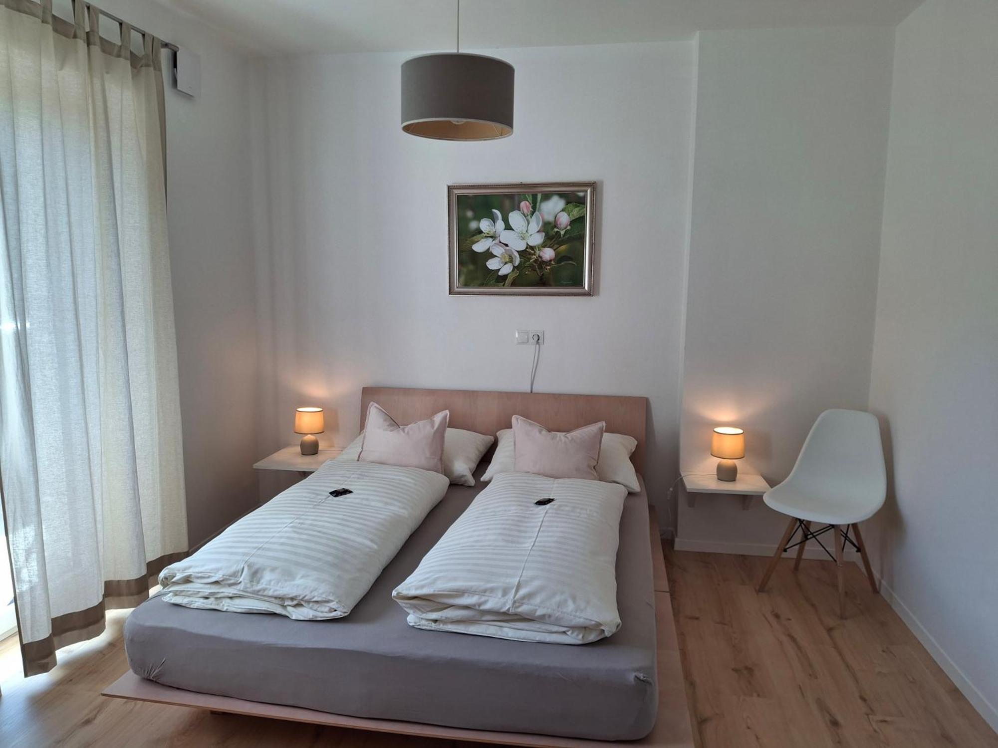 Haus Hafner Sonniges Apartment Terlano Buitenkant foto